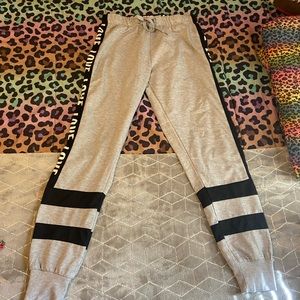 Jogging pants
